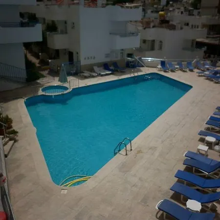 Ponz Hotel 3*