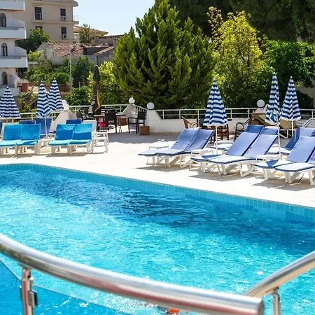 Ponz Hotel 3*