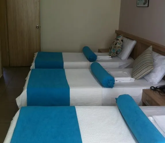 Ponz Otel Kuşadası