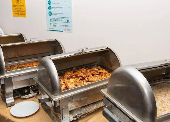 Ponz Otel Kuşadası